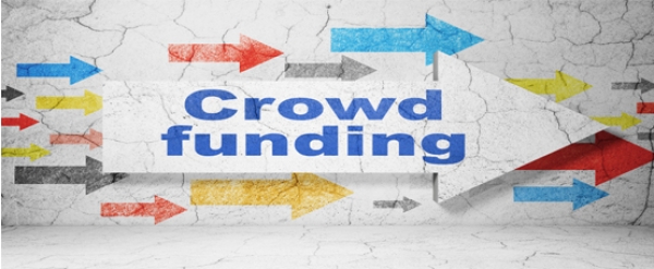 Crowdfunding: &Omicron; &epsilon;&nu;&alpha;&lambda;&lambda;&alpha;&kappa;&tau;&iota;&kappa;ό&sigmaf; &tau;&rho;ό&pi;&omicron;&sigmaf; &chi;&rho;&eta;&mu;&alpha;&tau;&omicron;&delta;ό&tau;&eta;&sigma;&eta;&sigmaf;